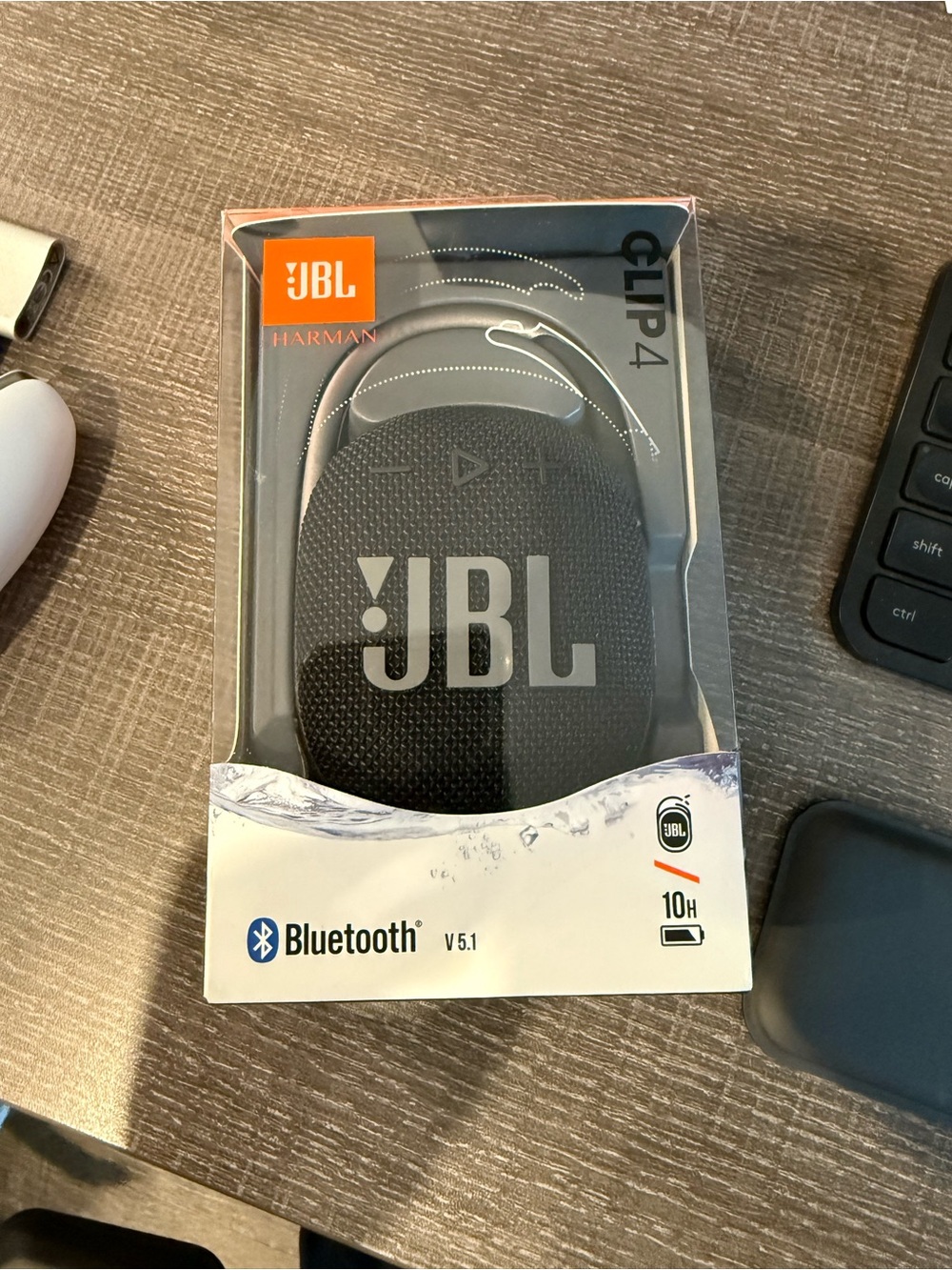 JBL Clip 4 Portable Bluetooth Speaker - Black NWT